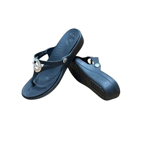 Womens Crocs Black Platform Sandals‎ W11 With Silver Buckle Accent - Picture 9 of 11